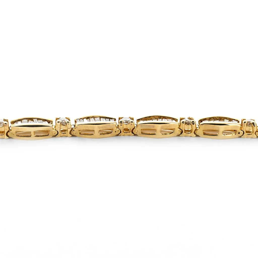 3.0ctw Baguette & Round Diamond Tennis Bracelet - Yellow Gold