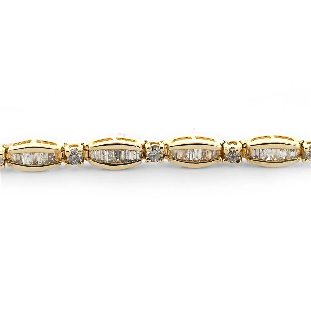 3.0ctw Baguette & Round Diamond Tennis Bracelet - Yellow Gold