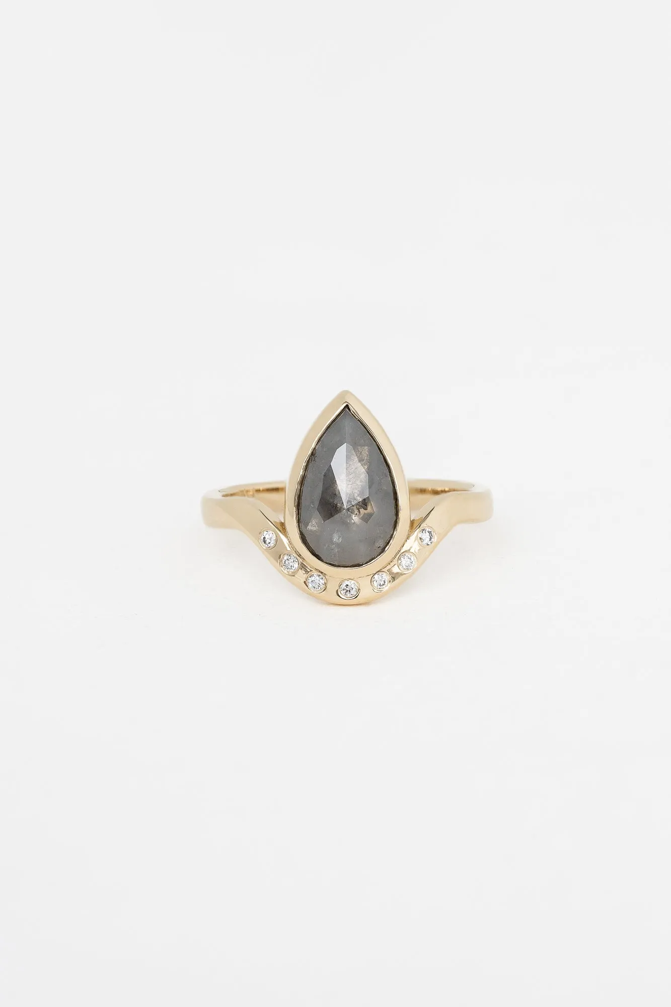 Aerie Ring with 1.63ct Salt & Pepper Diamond