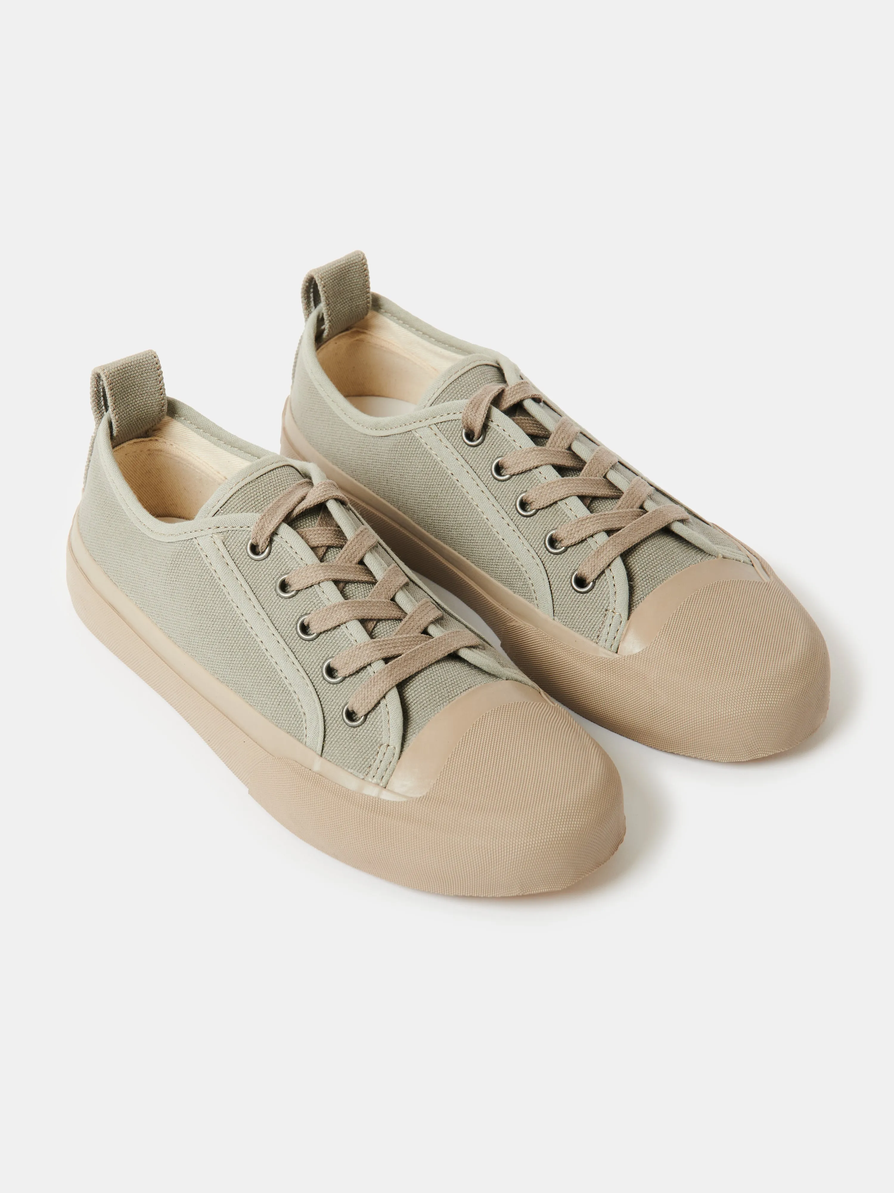 Byrd Canvas Shoe in Khaki