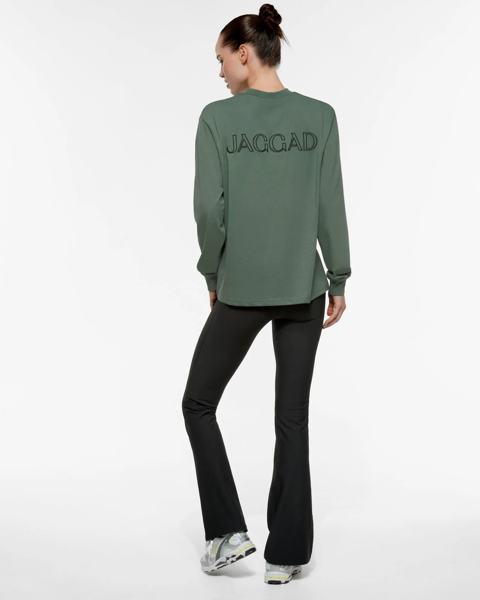 CHAMONIX OVERSIZED LONG SLEEVE TEE GRANITE