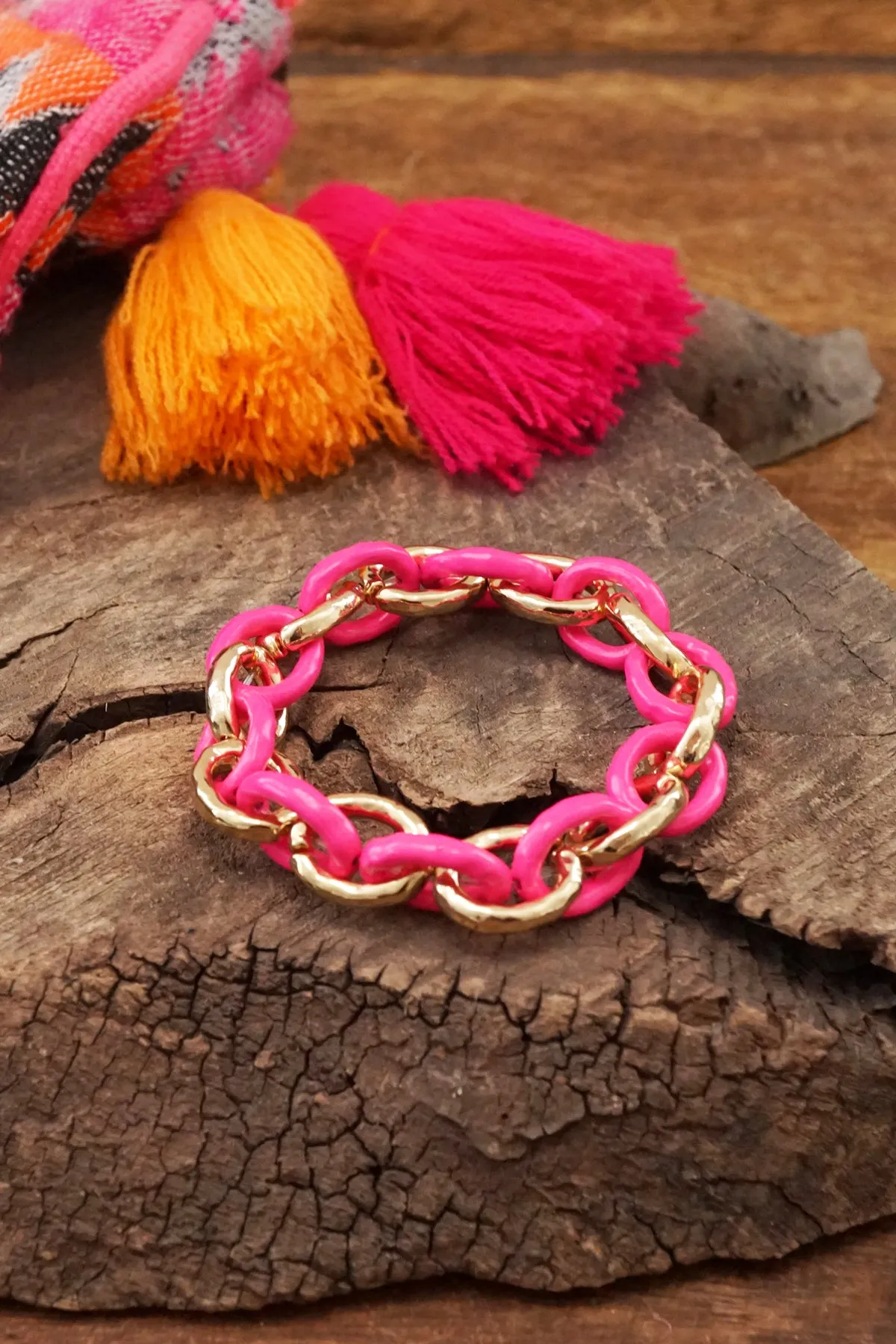 Chunky Chain Bracelet in Shiny Gold and Fuchsia