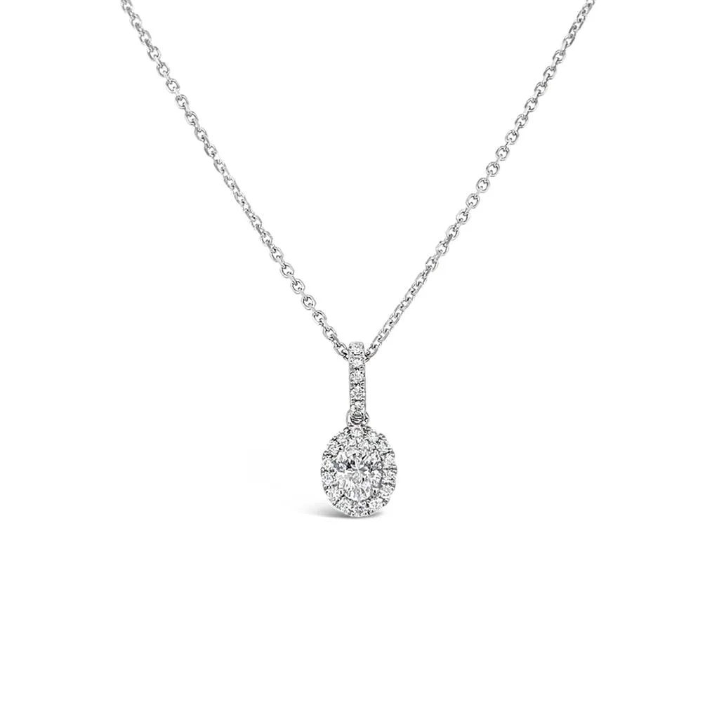 Clara by Martin Binder FOREVERMARK Oval Diamond Halo Necklace (0.38 ct. tw.)