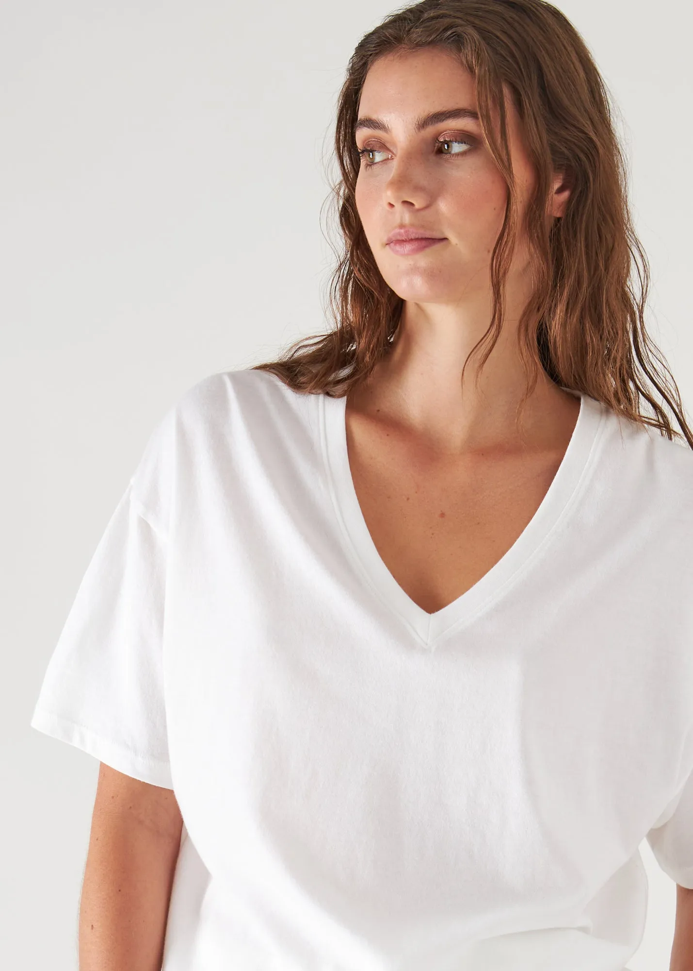 ORGANIC PIMA COTTON OVERSIZED V-NECK