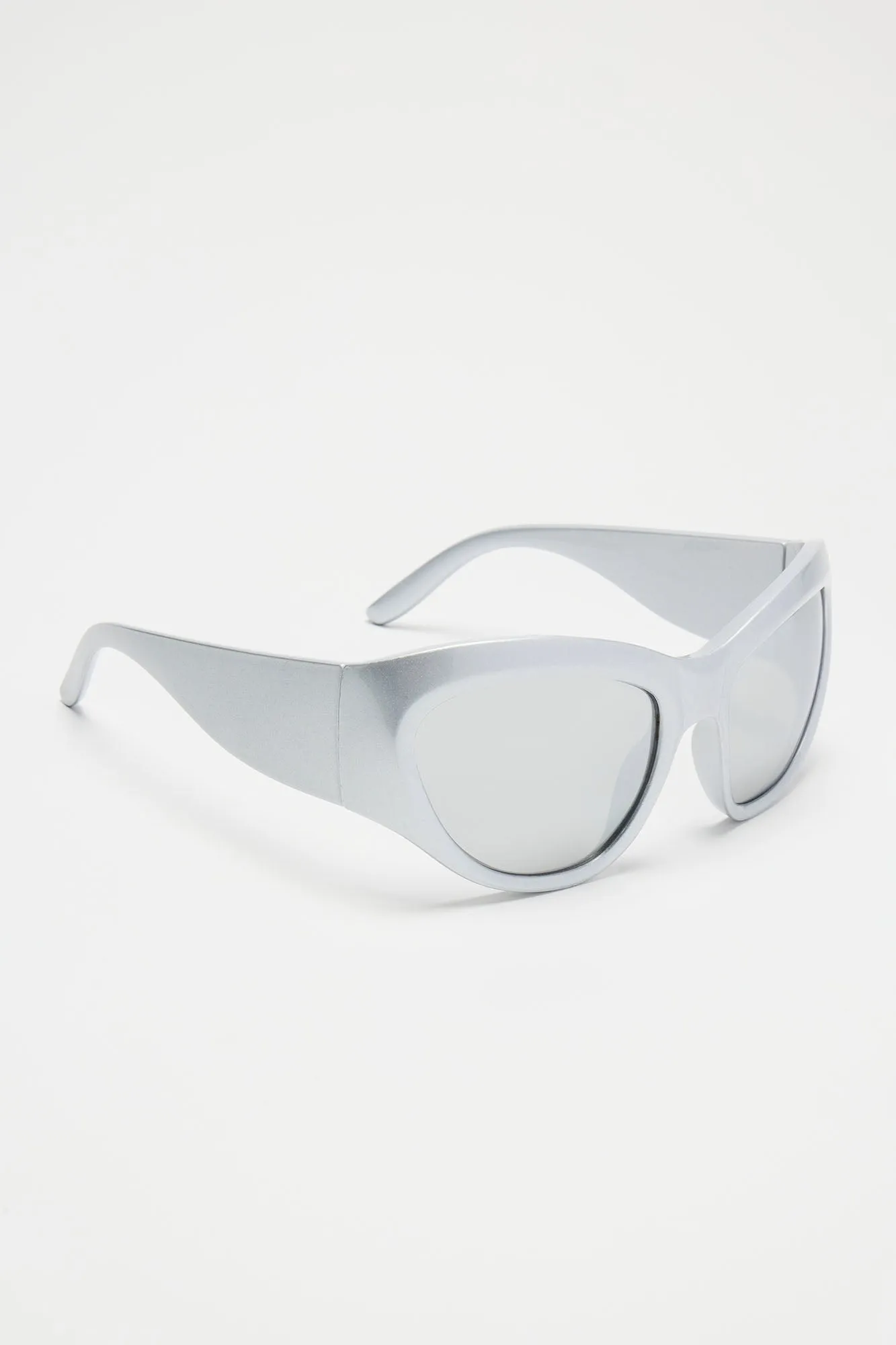 Set The Trend Sunglasses - Silver