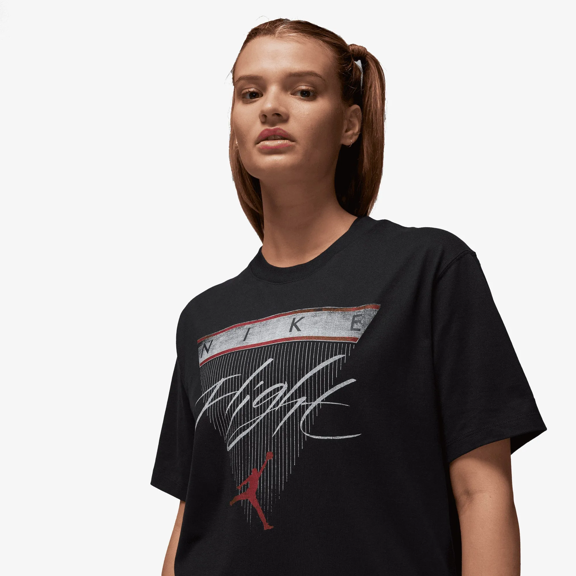 WMN'S FLIGHT HERITAGE GRAPHIC T-SHIRT 'BLACK/GYM RED'