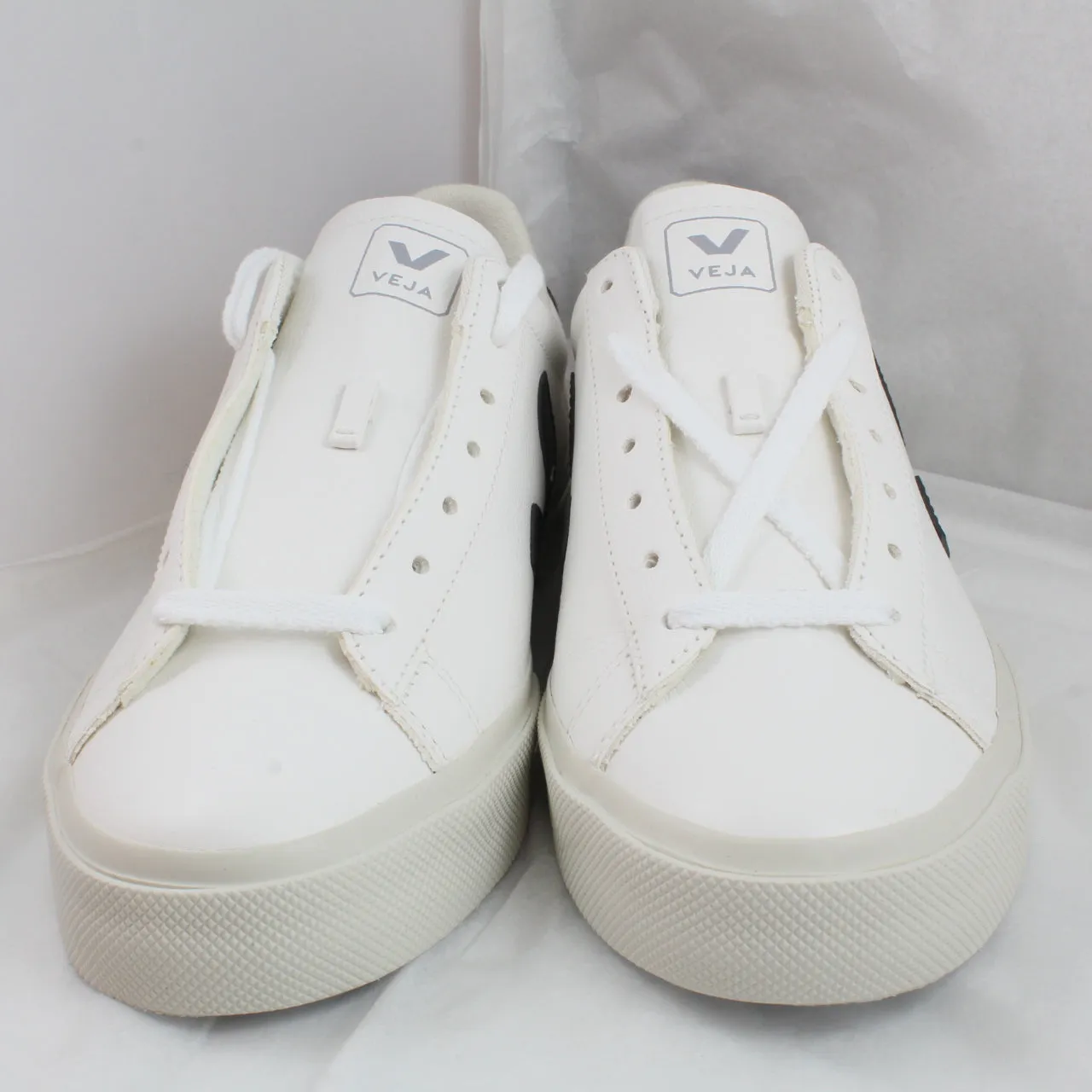 Womens Veja Campo White Black Leather F Trainers